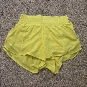 Lululemon Yellow Women's Hotty Hot Shorts